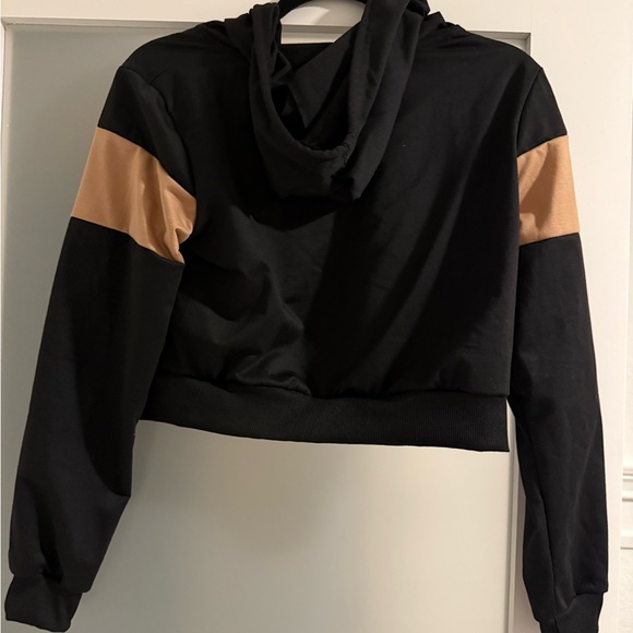 Crop Hoodie with rhinestone drawstring - Picture 4 of 4